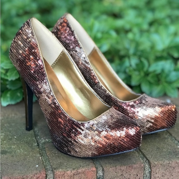 JUST FABULOUS 7.5 Copper Sequins Platform Pumps Size 7.5 - Picture 14 of 16